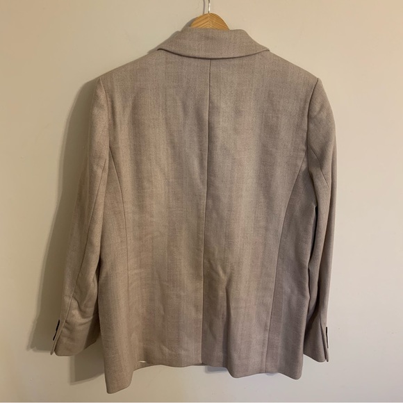 M.M. LaFleur The O'Hara Wool Herringbone Blazer in Ivory Biscuit, Size 12 - Picture 11 of 14